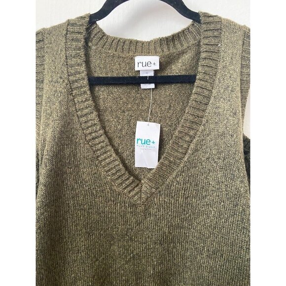 Rue 21 Plus Size Women's Olive Green V-Neck Cold Shoulder Sweater Size 3X - Picture 2 of 11